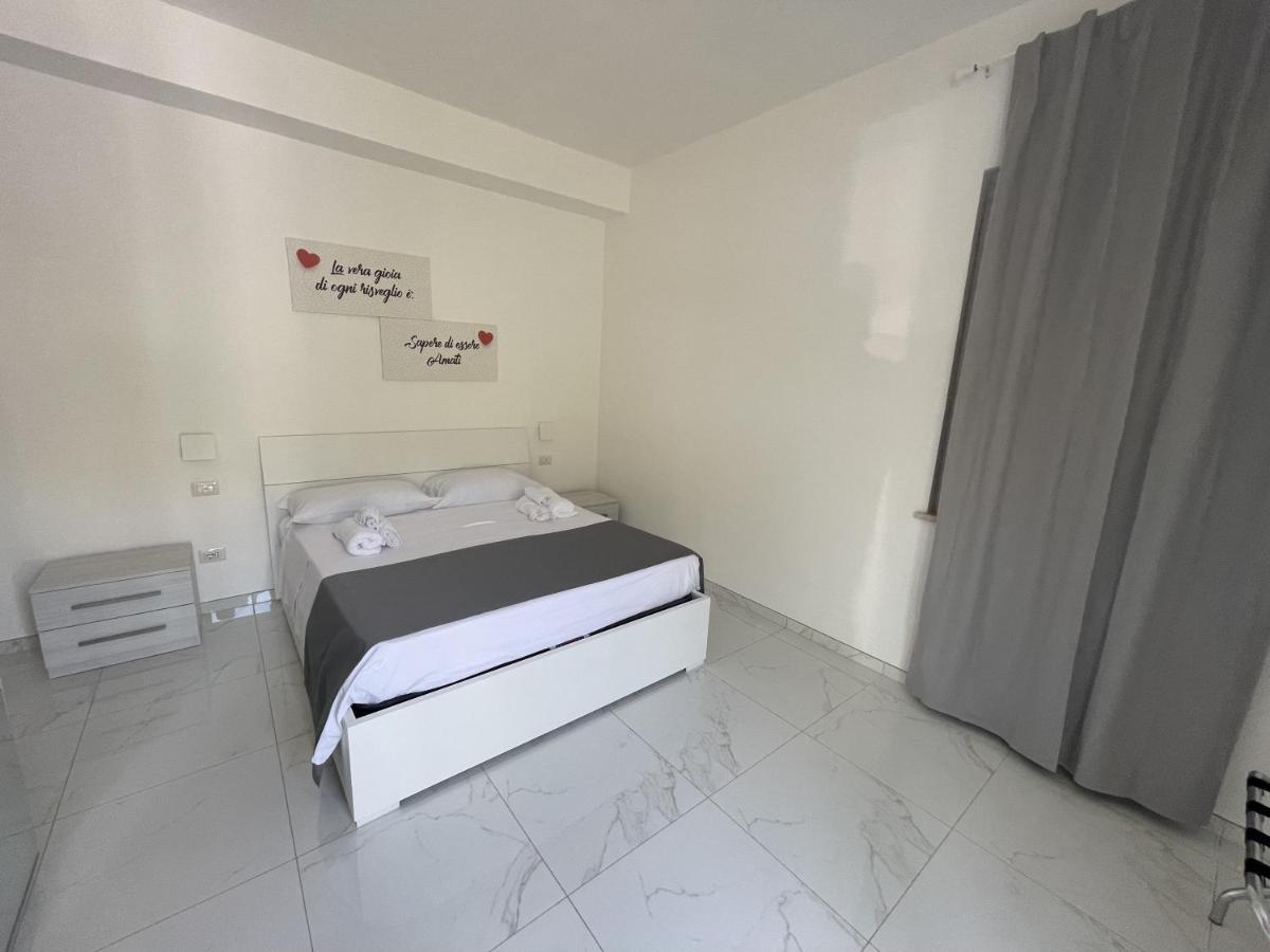 B&B Il Suono Della Campagna Terracina Buitenkant foto