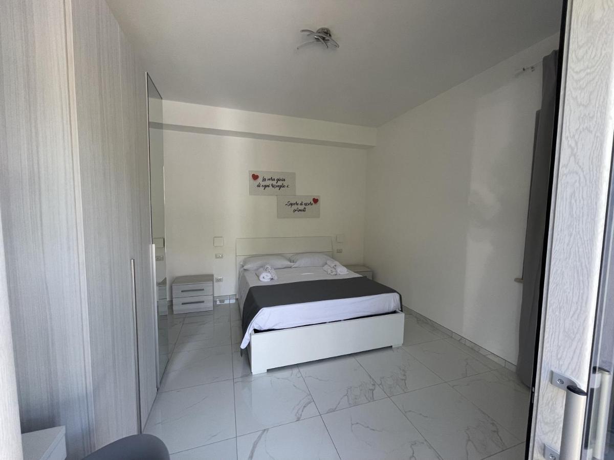 B&B Il Suono Della Campagna Terracina Buitenkant foto